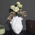 Heart Dry Plants Artificial Vase