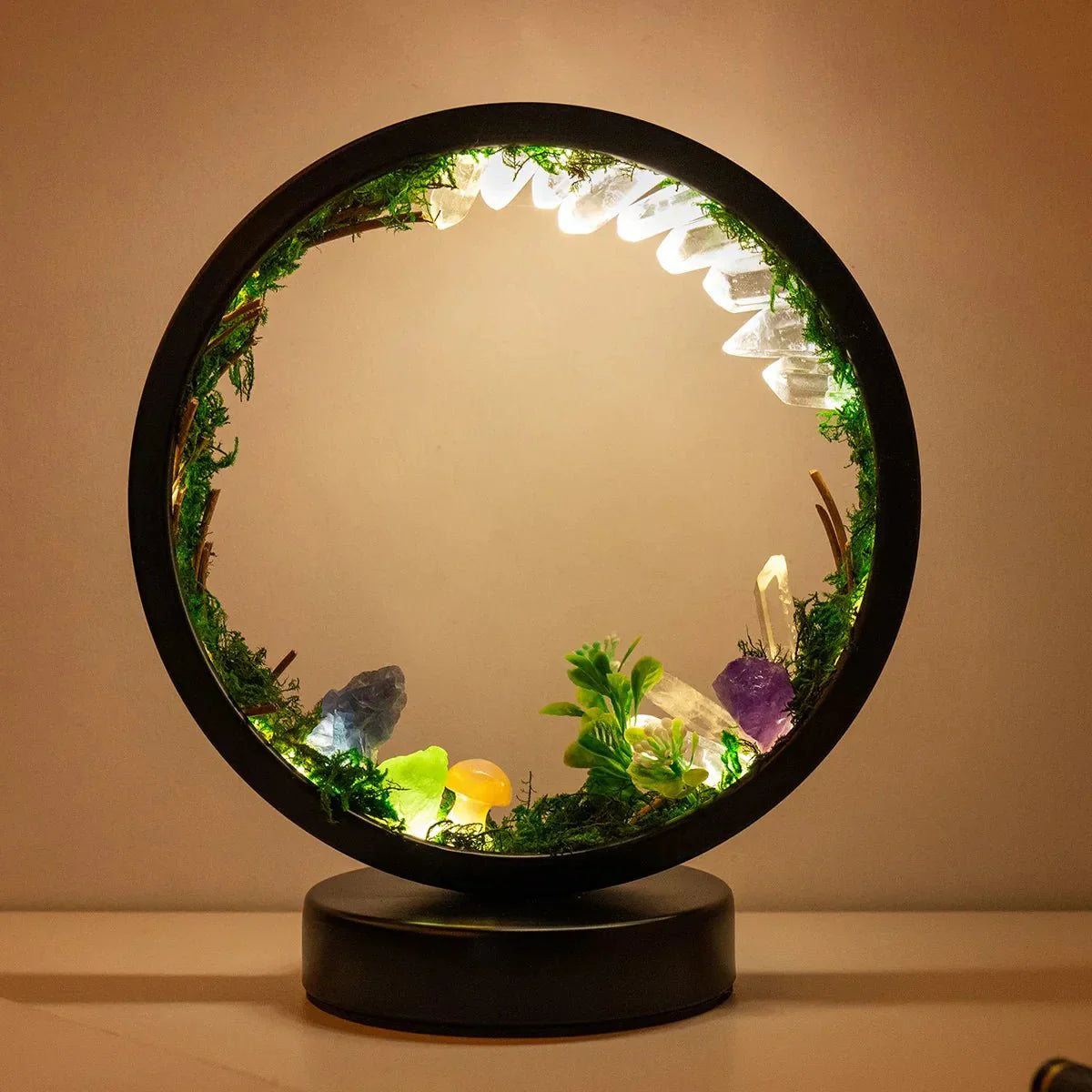 Elegant night light - Round frame - Green crystals - Chic decoration
