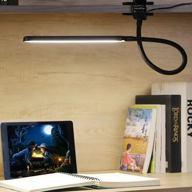 LED Clamp Light LumaFlex | 3 Light Colors & 10 Brightness Levels | USB Operation | Flexible Gooseneck | Eye-Friendly & Dimmable