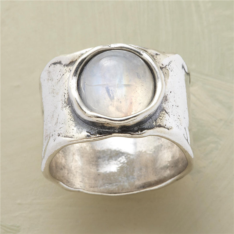 Enchanting Silver Moonstone Ring - Luna