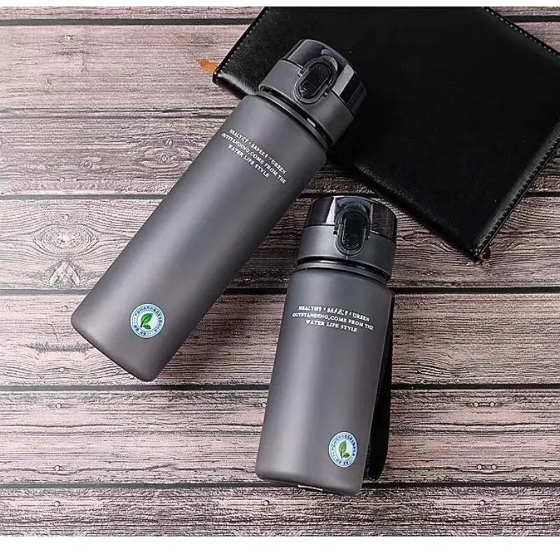 DraagDrink Water Bottle – Leakproof & BPA-free for Sports, Work & Travel