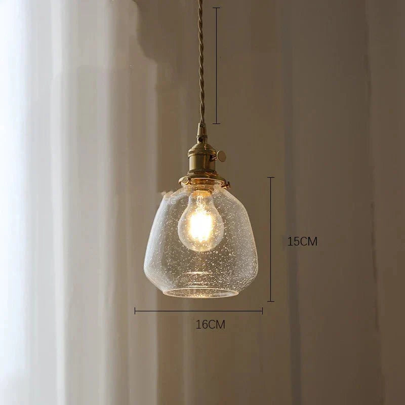NostalgiaLuxe - Elegant vintage glass lamp - Sophisticated ambiance guaranteed
