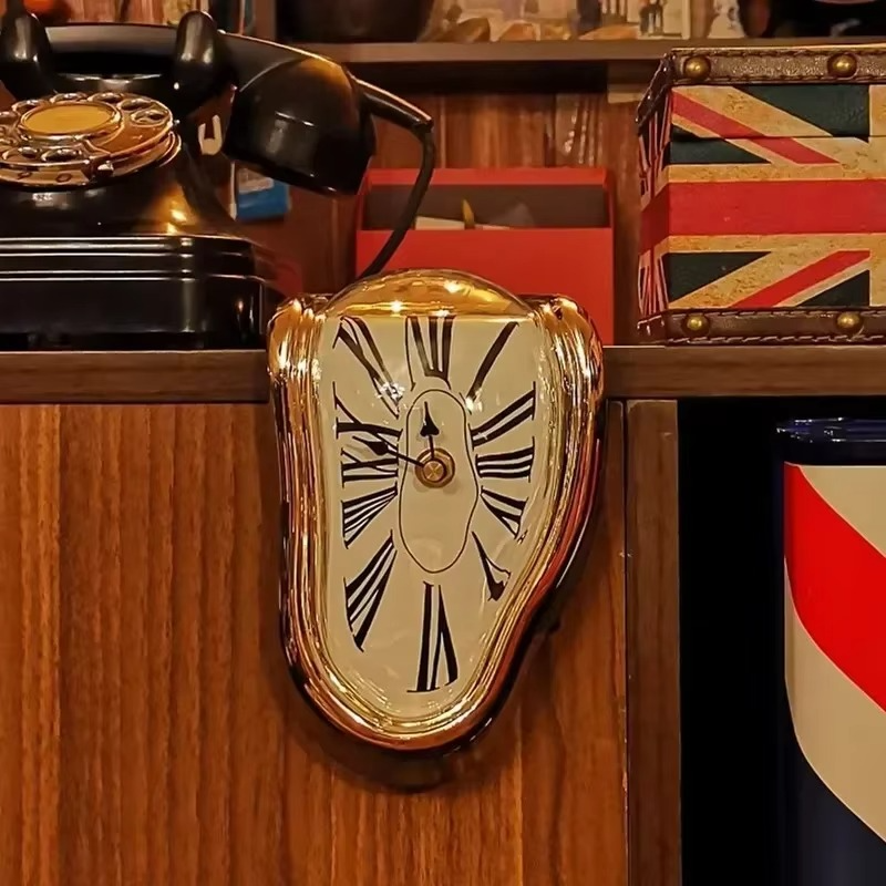 Surreal Melting Wall Clock – Distorted Dali-Inspired Timepiece for Home & Garden