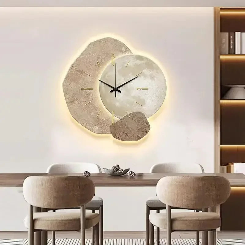 Natural elegance in the rhythm of the clock!