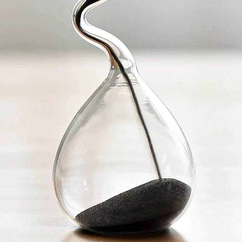 Golden sand in a curved shape of elegance
