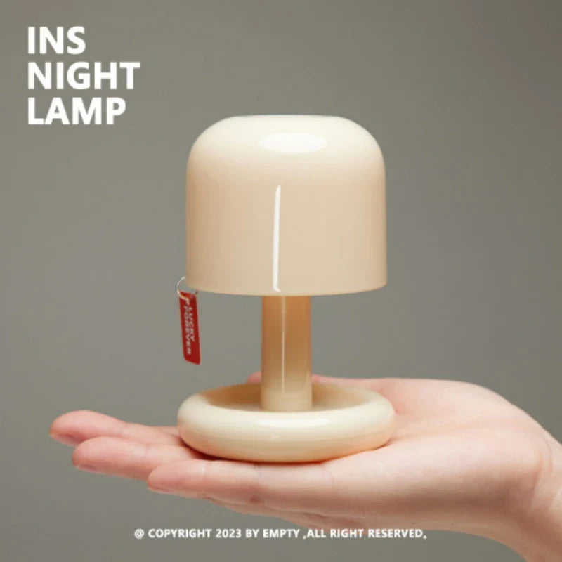 GLOVIA LED lamp | Wireless & Rechargeable | 12 hrs. Light duration | Compact & Portable
