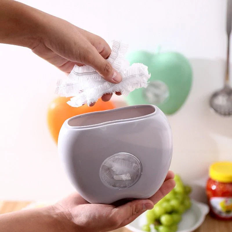 Tear-resistant food wrap with apple holder – Practical film dispenser