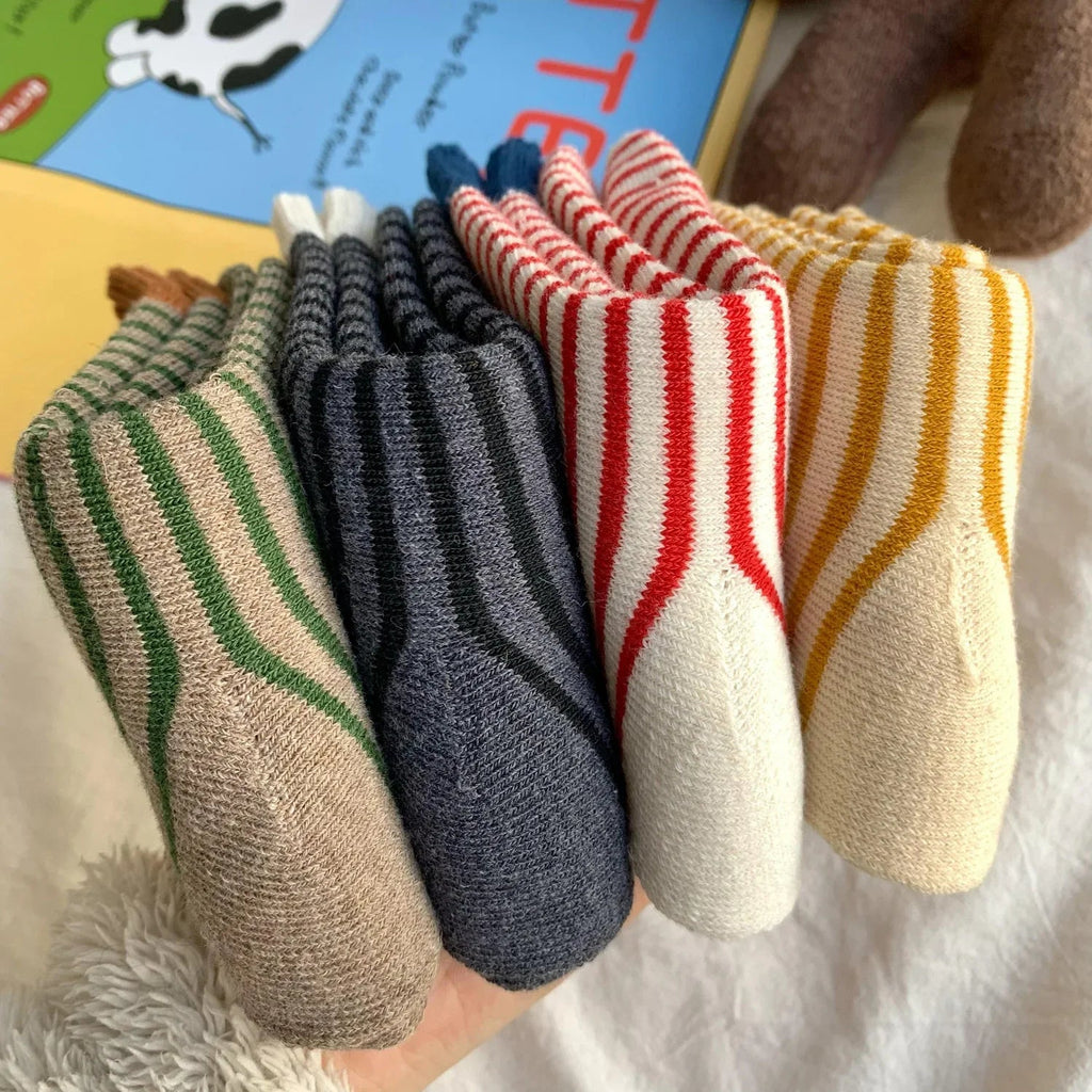 WollHerz Women's Wool Socks | Autumn & Winter | Thick & Warm | Ribbed Design | Solid & Stripes