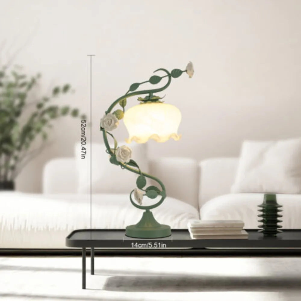 Artistic Nature-Themed Flower Desk Lamp