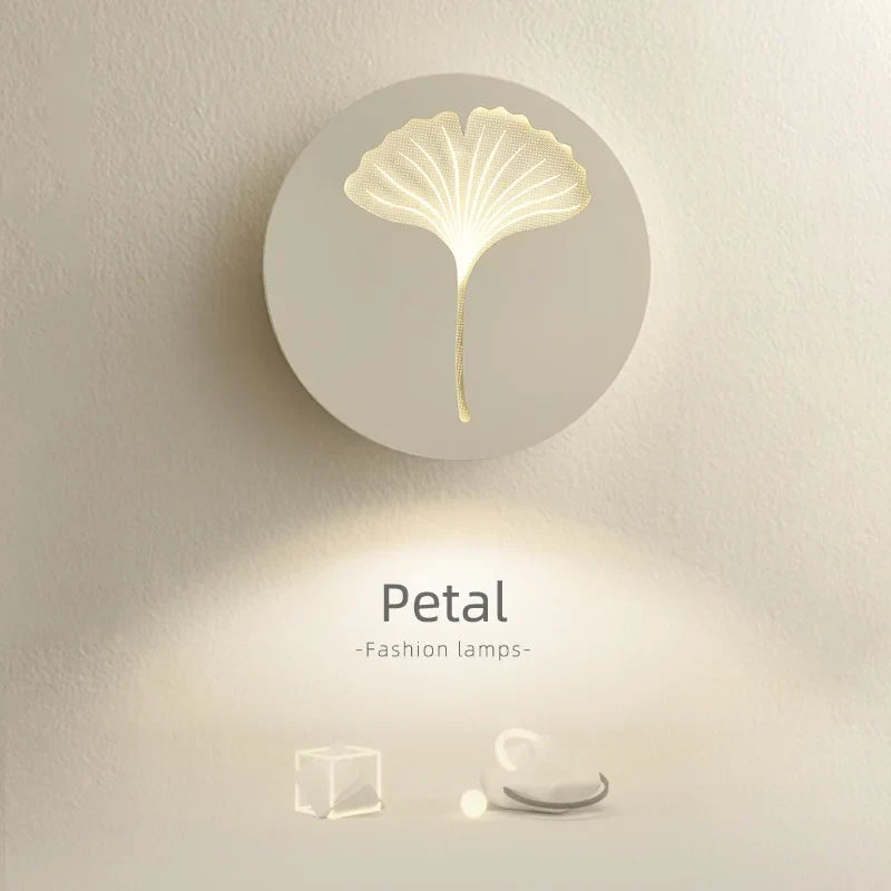 Modern minimalist LED wall light