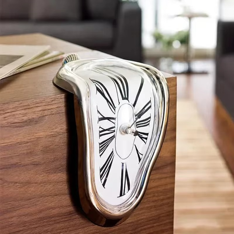 Surreal Melting Wall Clock – Distorted Dali-Inspired Timepiece for Home & Garden