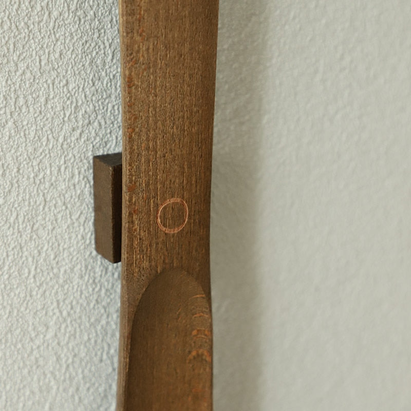 Wood long handle magnetic shoehorn