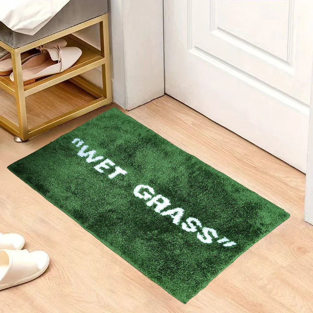 FreshLawn Comfort Mat – Trendy "Wet Grass" doormat in green with soft plush