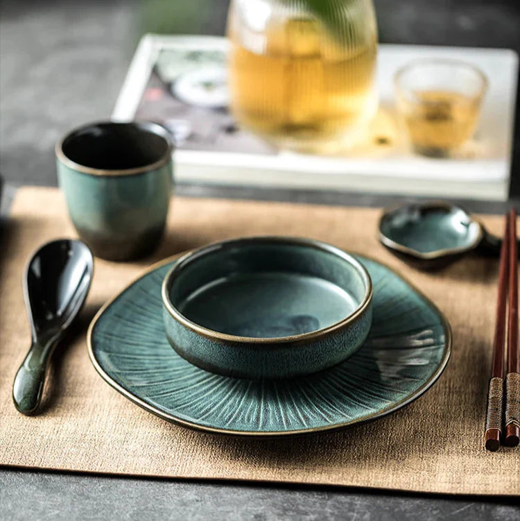 Ikari 5-Piece Dinnerware Set