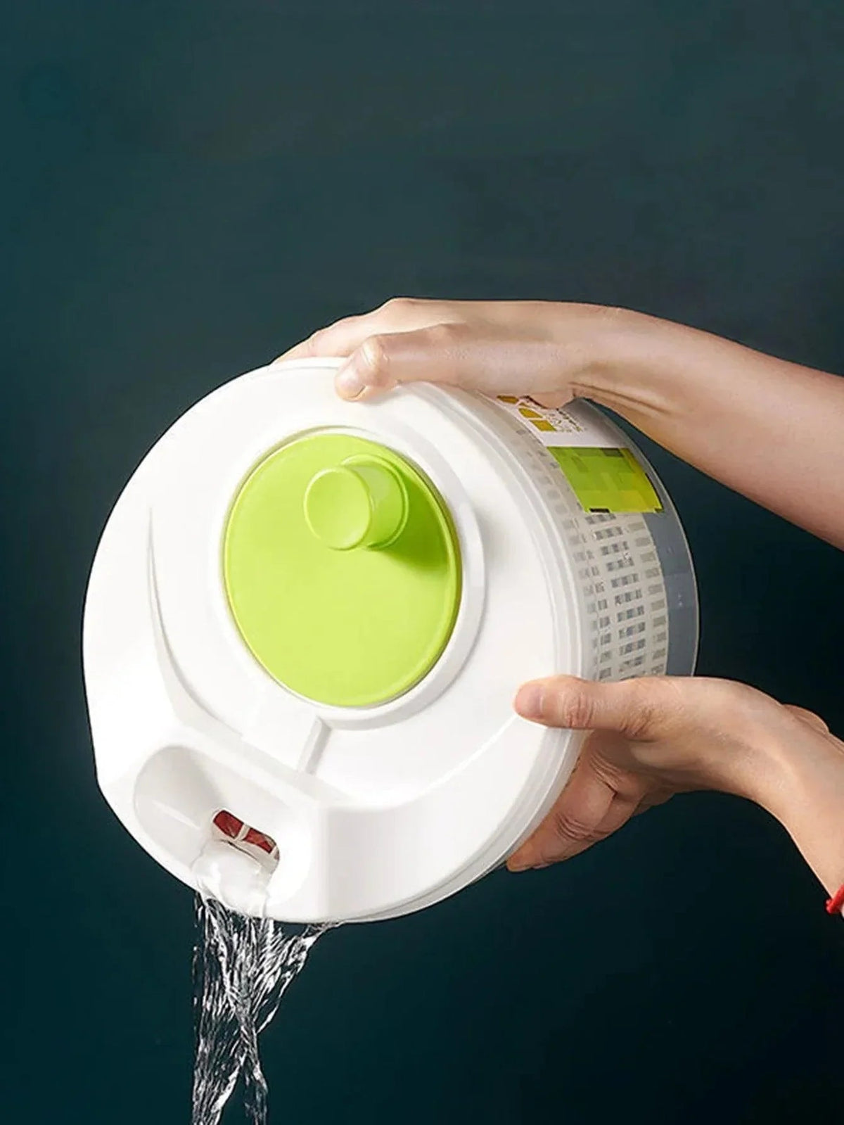 Salad Spinner with Manual Mechanism