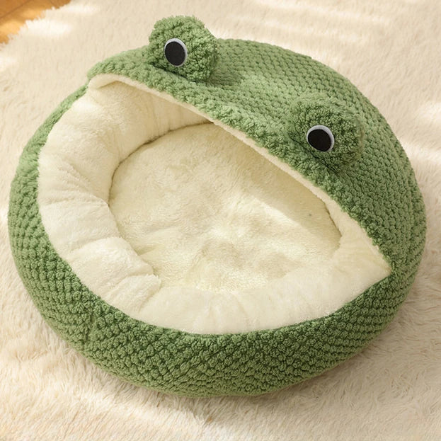 Pet Cave FroggiHome | Plush Frog Design | Semi-Closed & Round | 40–50 cm | For Cats & Small Dogs