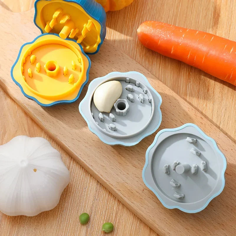 Garlic Shape Rotating Vegetable Grinder