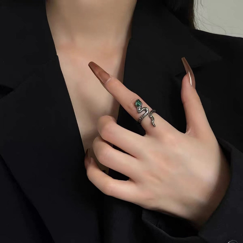 Slangring | Special and Elegant Design