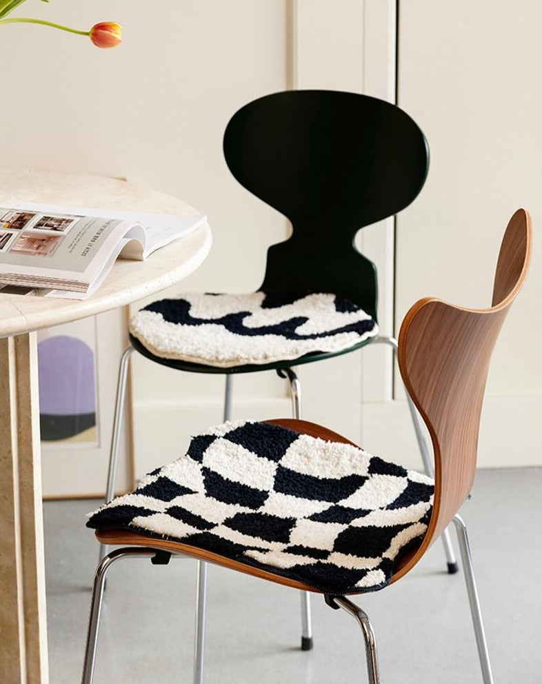 Wavy Grid Seat Cushion
