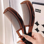 SoinCapillaire - Anti-Dandruff Massage Comb for Shiny Hair