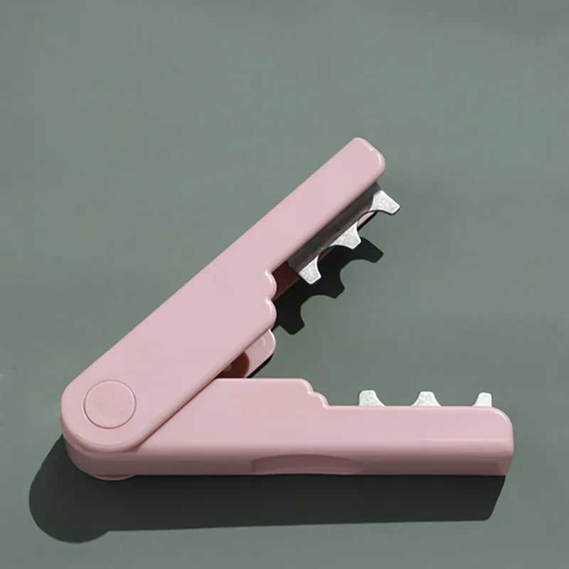 Ergonomic Flower Stem Thorn Cutter