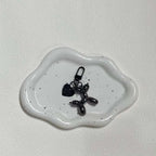 Balloon dog keychain
