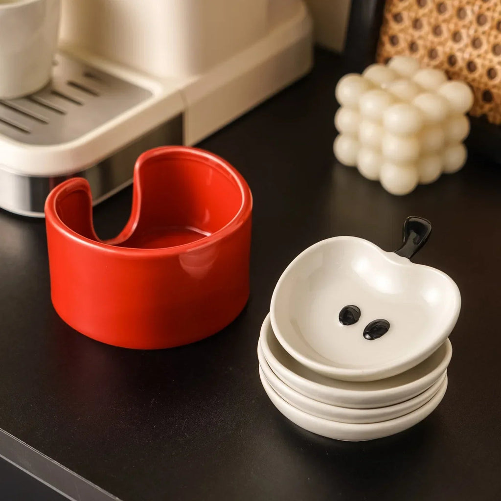 Yummy Apple-Shaped Snack Plates
