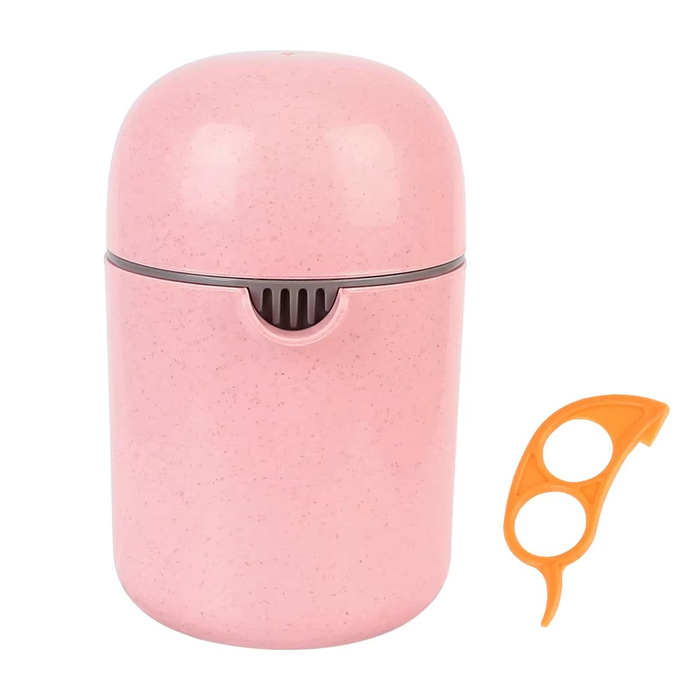 Portable Manual Citrus Juicer - Fresh Juice On-the-Go