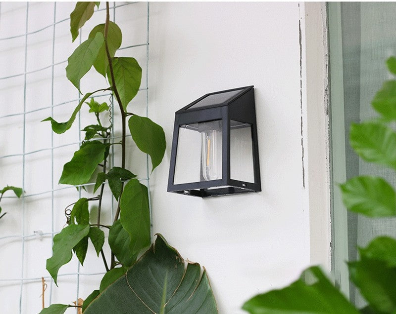 GuardLume – Durable LED Solar Outdoor Light