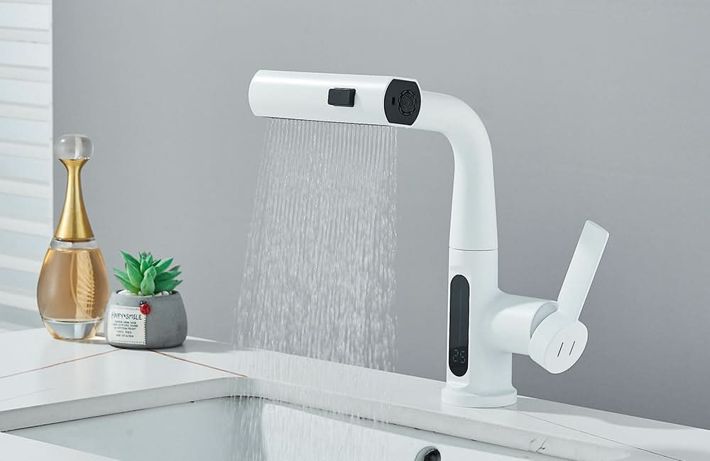 LUXOR - Modern digital washbasin tap