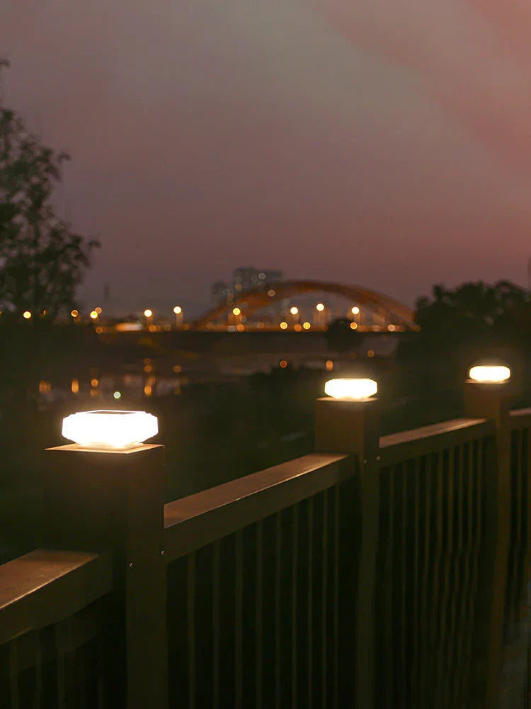 SolunaCap Solar Light | LED Outdoor Light | Weatherproof & Electric-Free | For Garden & Post