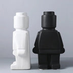 Innovative Robot Vase - Unique Eye-Catcher for Home Decoration