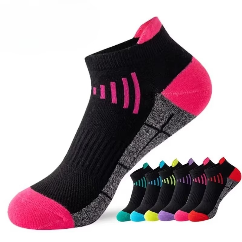 6 Pairs Low Cut Breathable Sports Socks for Men and Women – Sweat Absorbing Odor Resistant Thin Running Socks for Gym and Everyday Wear