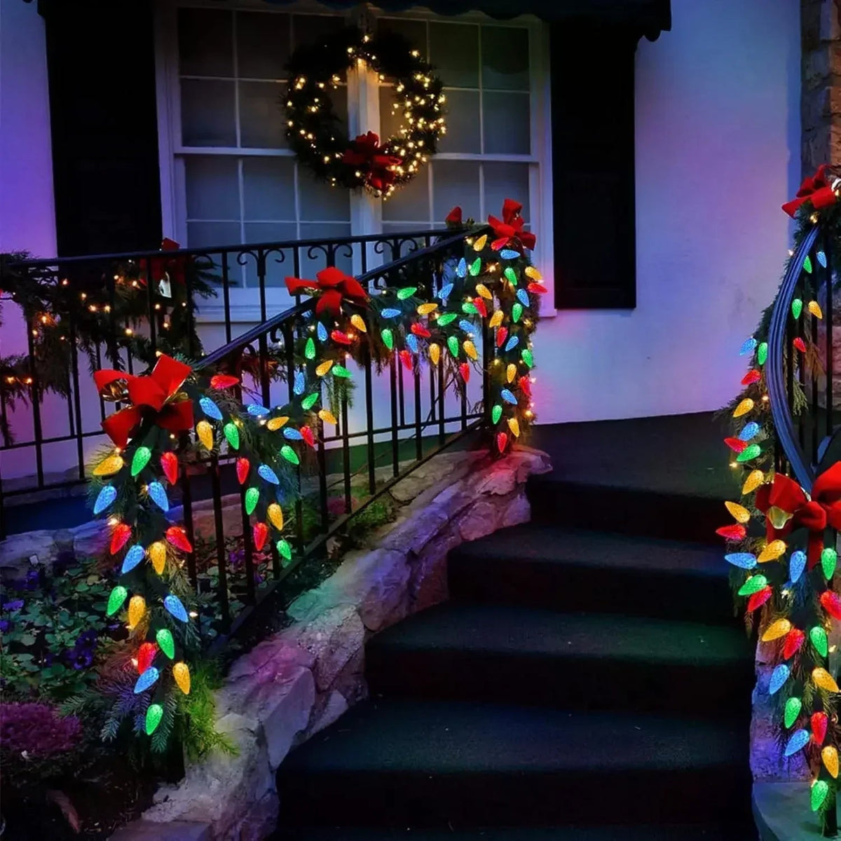 Solar lights that will illuminate your holidays