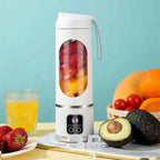 Portable juicer for fresh juices on the go and at home