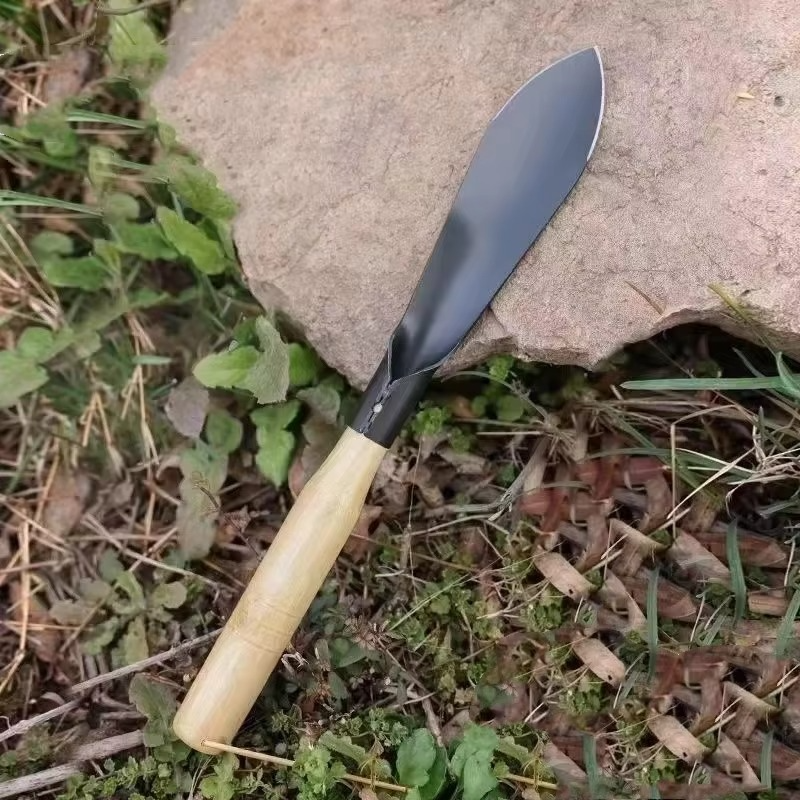 Multifunctional Garden Tool Shovel - Durable Steel Trowel for Precision Planting