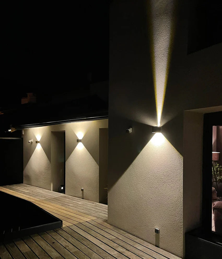 Outdoor LED Wall Light