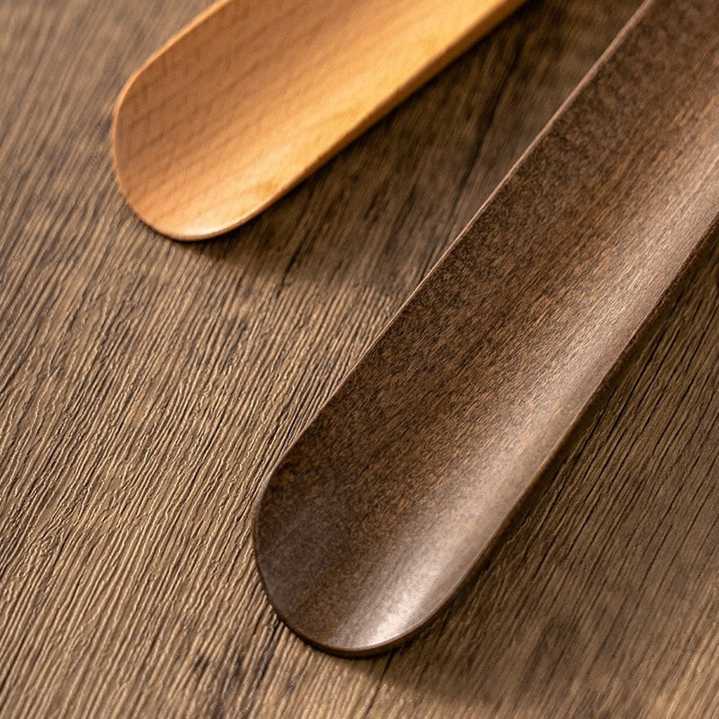 Wood long handle magnetic shoehorn