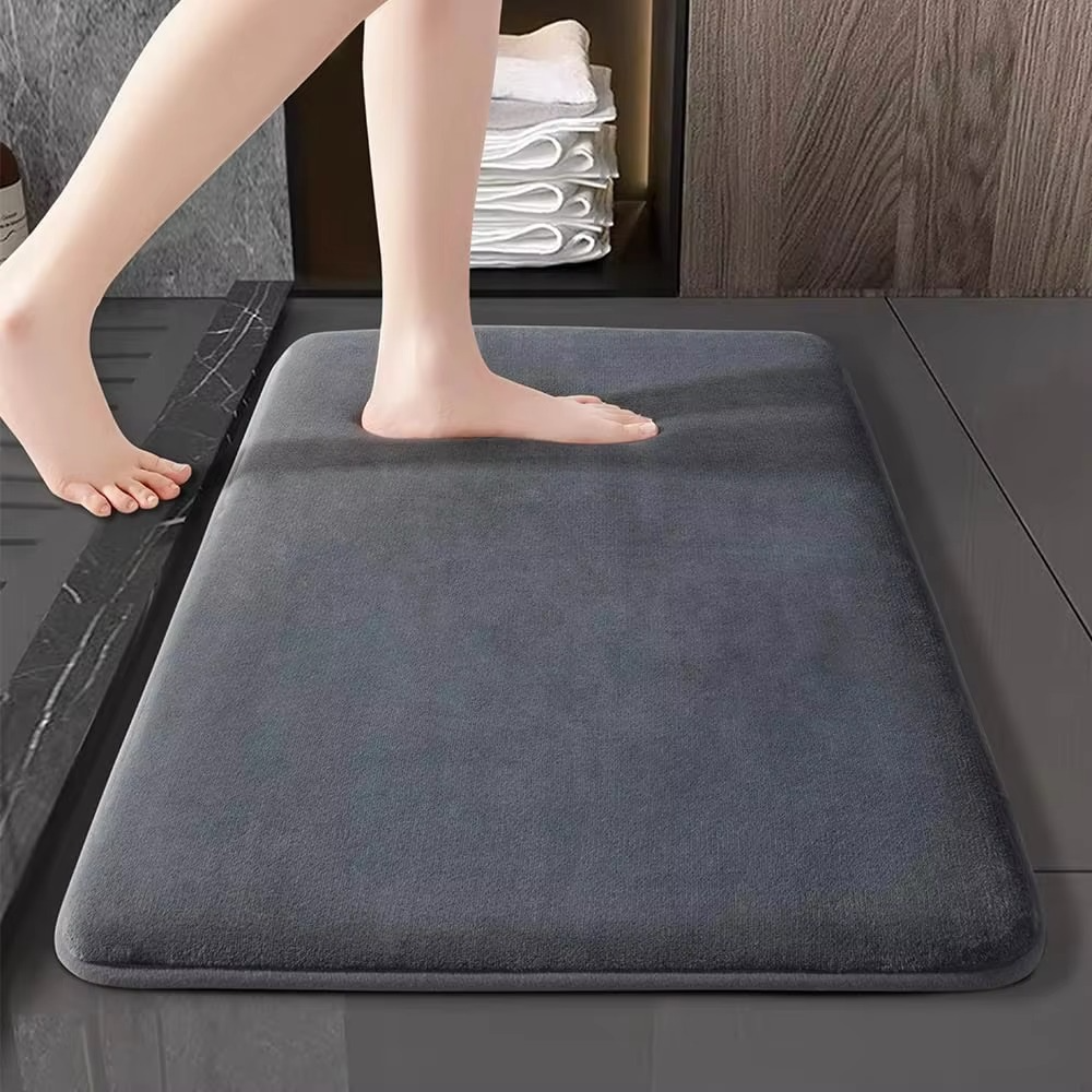 Ultra-Absorbent, Anti-Slip Luxurious Coral Velvet Bath Mat