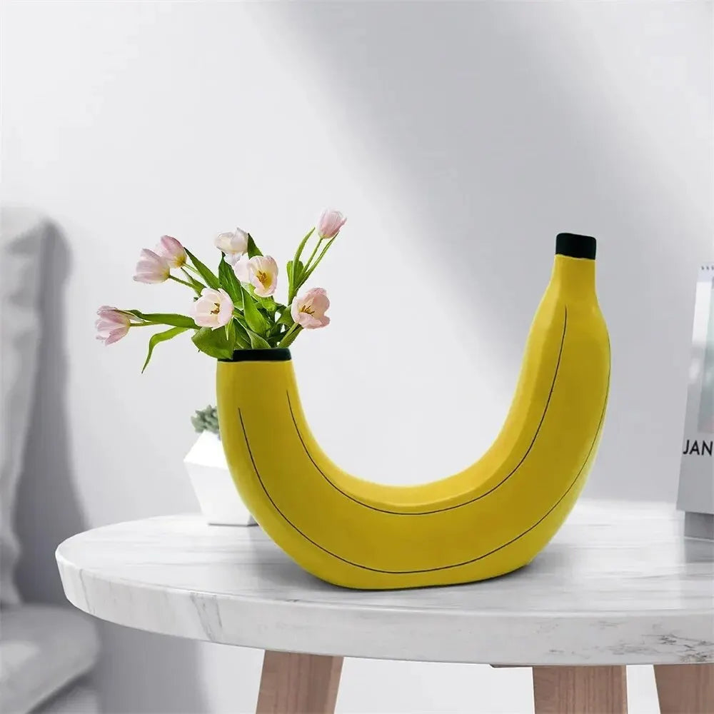 Banana vase, flower vase made of resin, cute banana shape, decorative tabletop vase for flower arrangements, living room, bedroom, home decoration