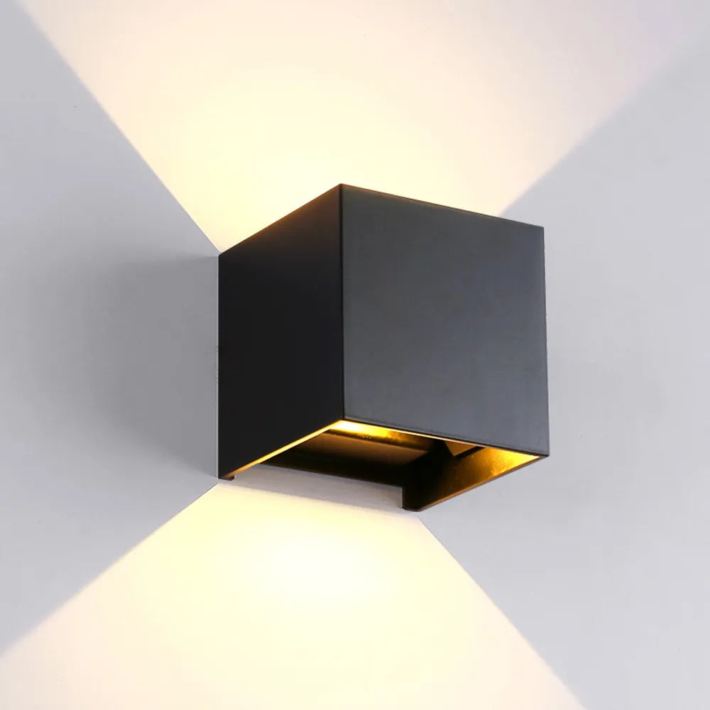 Outdoor LED Wall Light