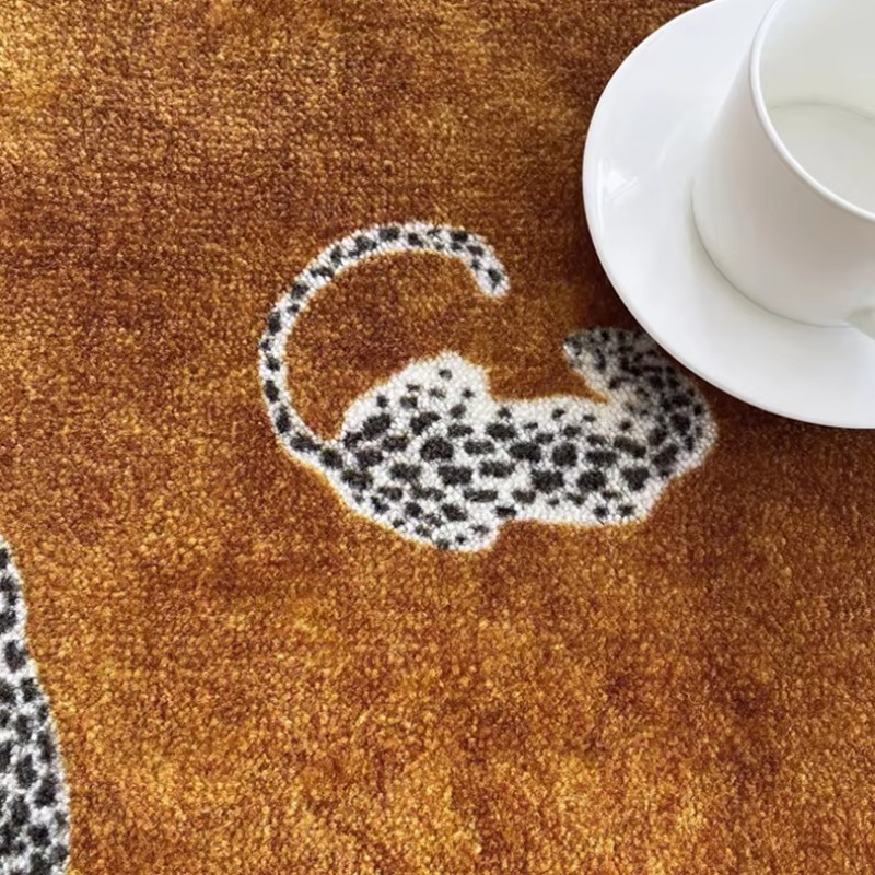 Plush Round Leopard Pattern Area Rug – Soft Thickened Floor Mat for Bedroom or Living Room