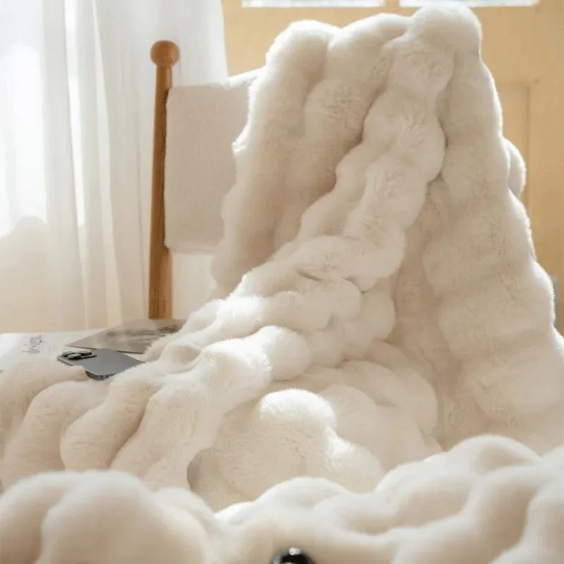 PlushCozy | Faux Fur Winter Blanket