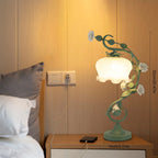 Artistic Nature-Themed Flower Desk Lamp