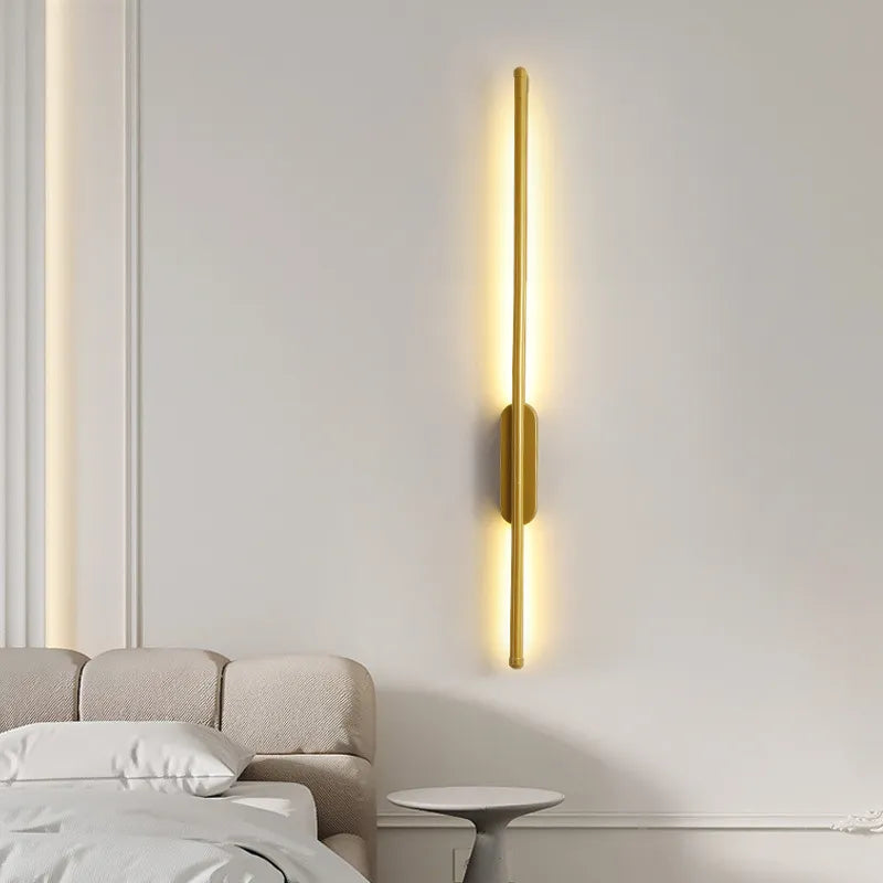 SofaLume – Modern Wall Lamp in Black and Gold for Stylish Living