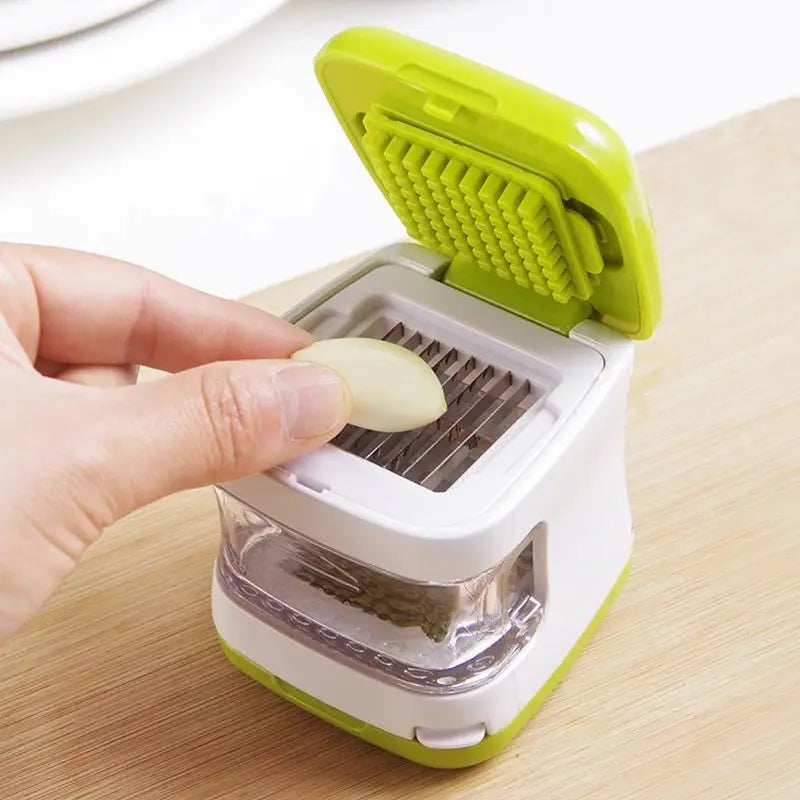 Pressilo Garlic Press | Ergonomic & Stainless Steel | Multitool for Garlic & Ginger