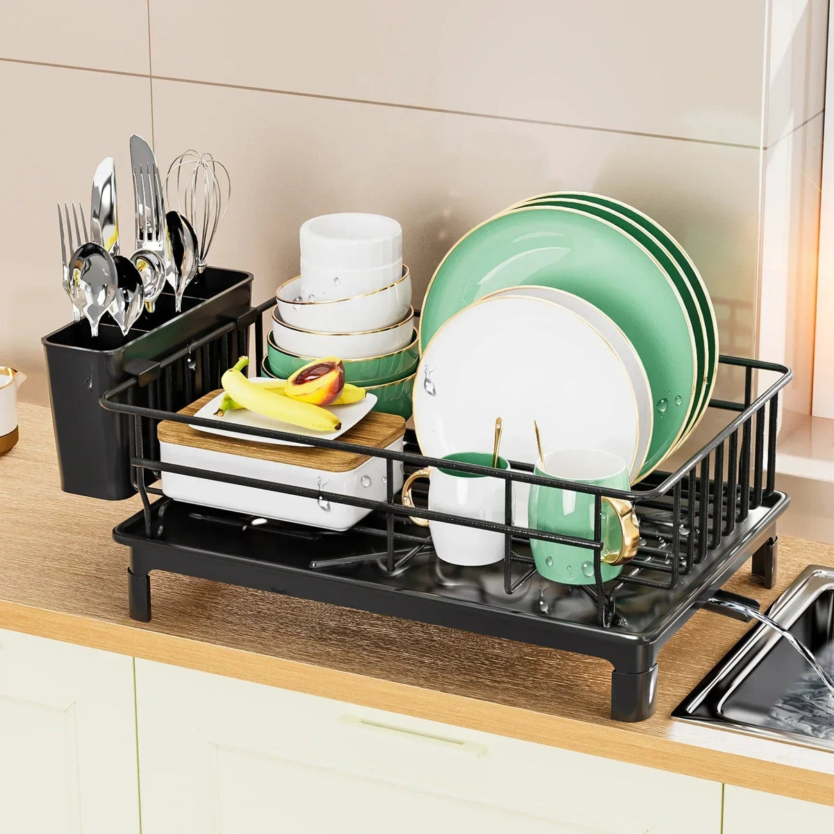 Effortless elegant cutlery storage