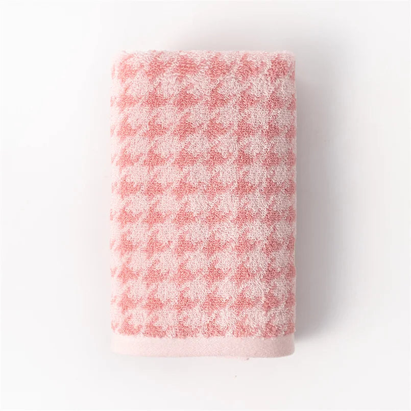 HoundLuxe Vintage Houndstooth Cotton Face Cloth
