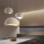 Royal glow in a balanced style