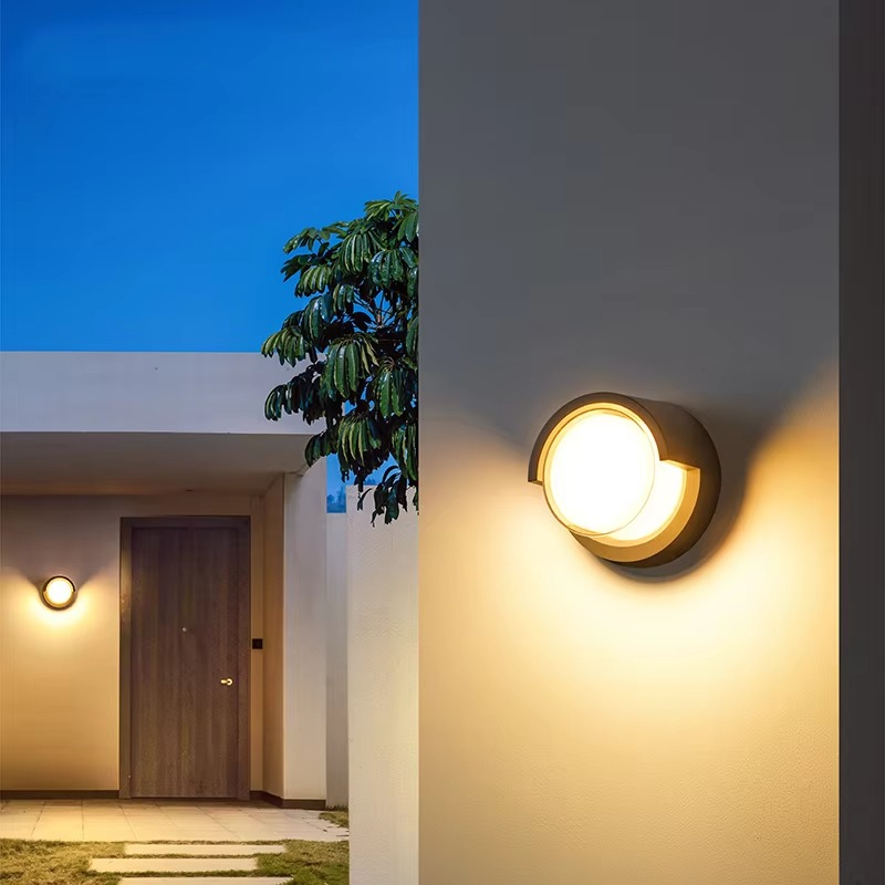Lucy | Outdoor Wall Light With Motion Sensor IP65 LED